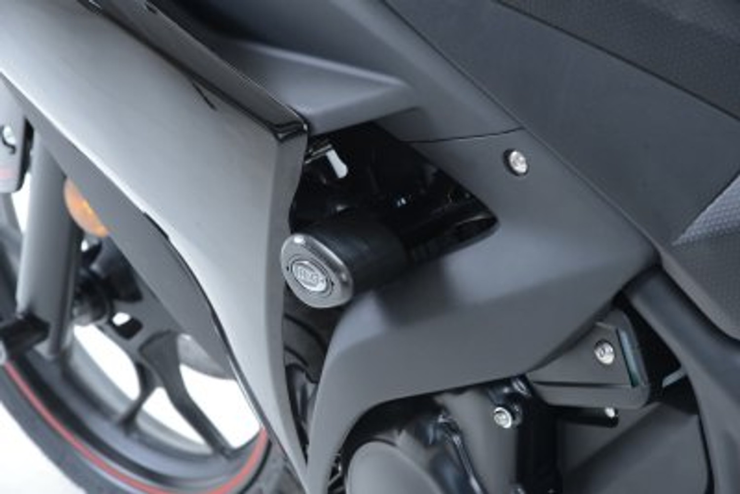 R&G Racing Aero Crash Protectors, RACE TYPE for Yamaha YZF-R25 '14-'18, YZF-R3 '15-'18 R&G Racing Aero Crash Protectors, RACE TYPE for Yamaha YZF-R25 '14-'18, YZF-R3 '15-'18
